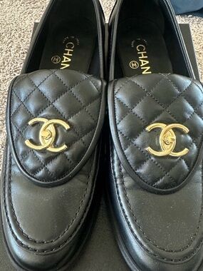 CHANEL Black Quilted Leather Loafers with Gold CC Hardware